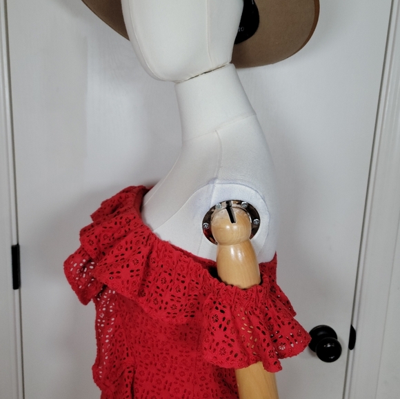 Bardot Red Eyelet Cotton Dress Off Shoulder Size 6/S - Picture 7 of 13